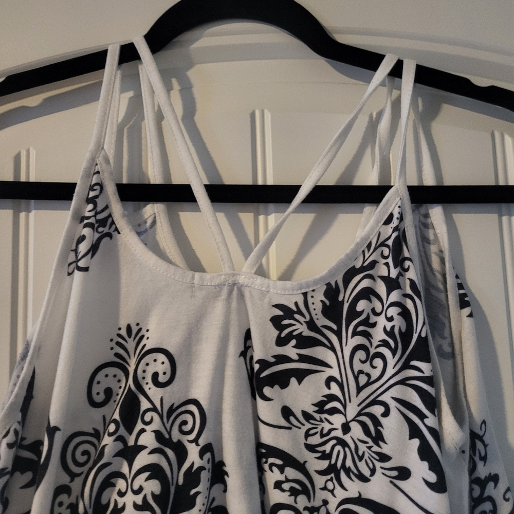Damask Tank Top - Picture 4 of 4